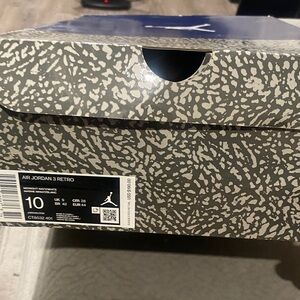 Nike Air Jordan 3 Retro Sneakers - Gray